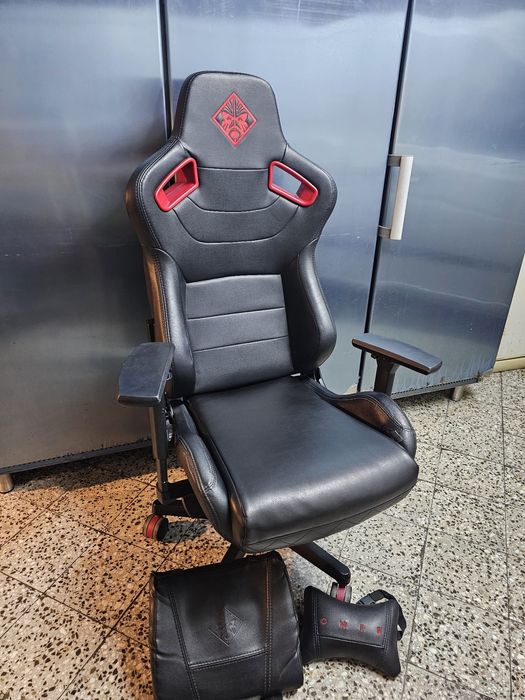 Cadeira gaming em pele