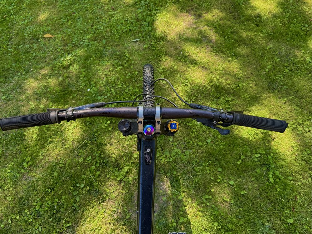 Rower Canyon Dhx 27.5 DH zjazdowy Dartmoor Pro