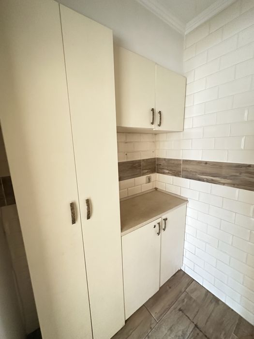 Меблі для малкнької кухні б/у