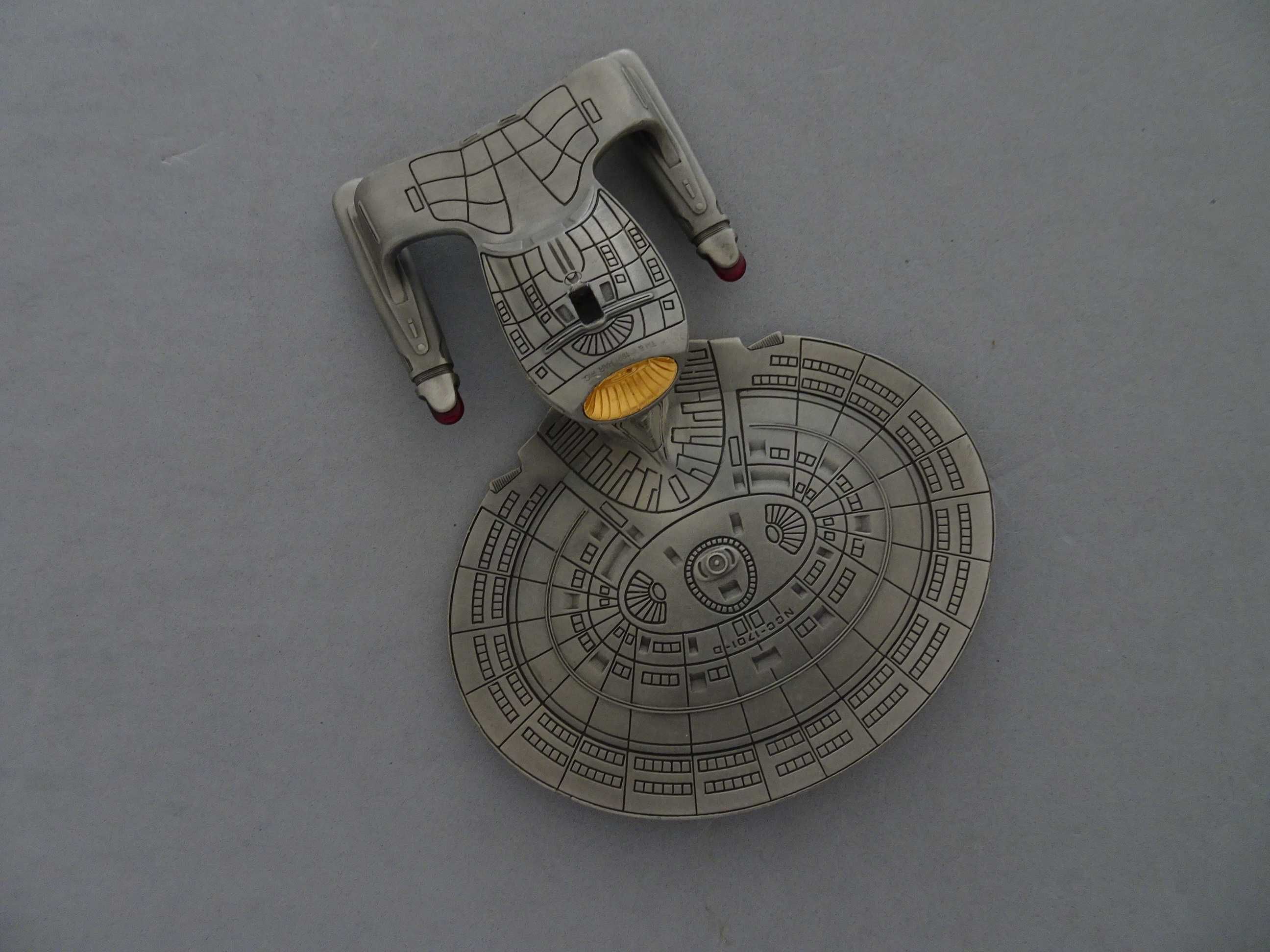 Nave Star Trek Enterprise NCC-1701-D 199 (metal)