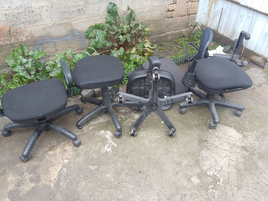 Продам офисный стул запчасти