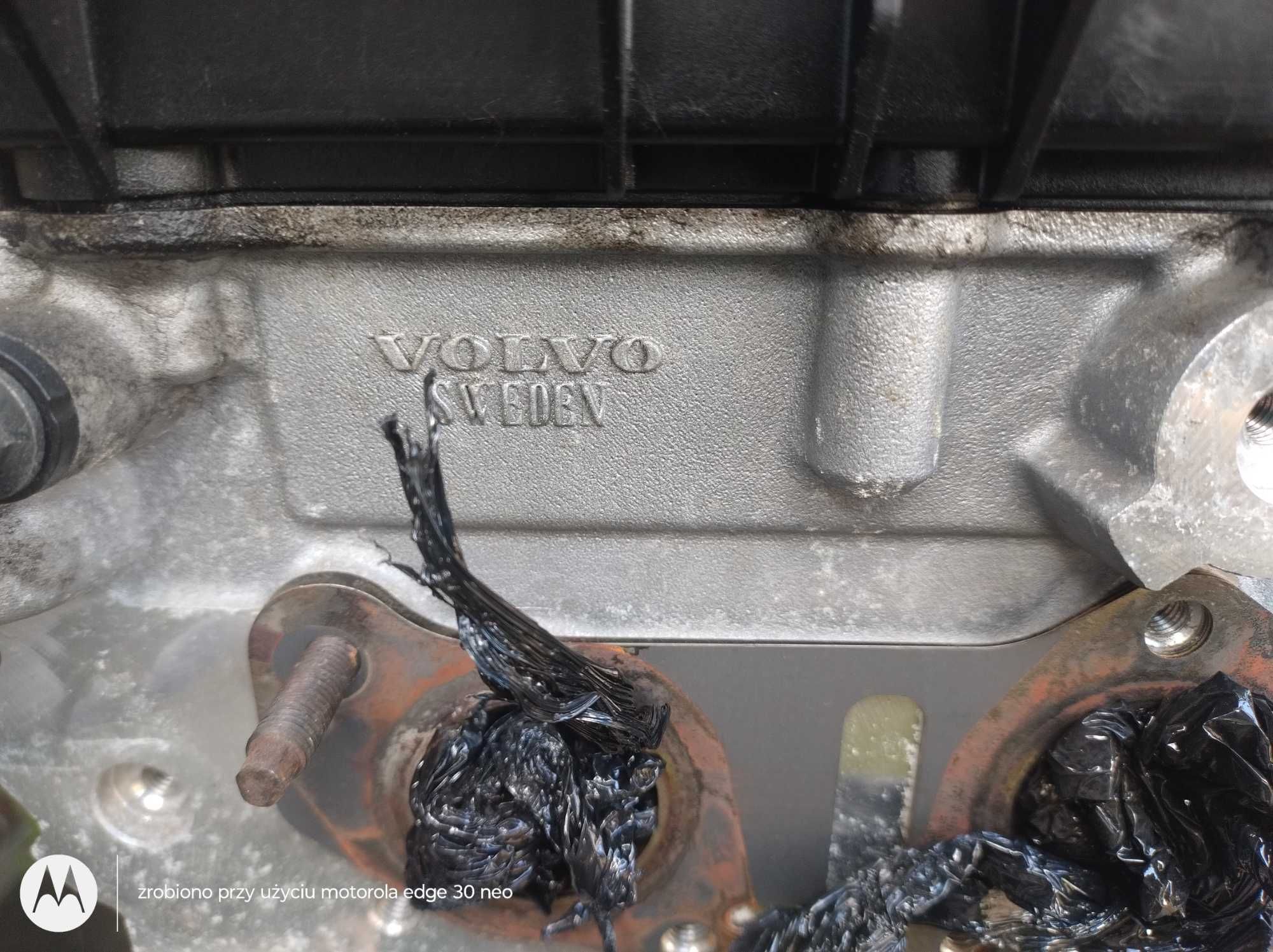 SILNIK Volvo D4204T5 2.0 D4