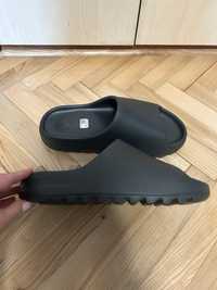 Yeezy slide onyx