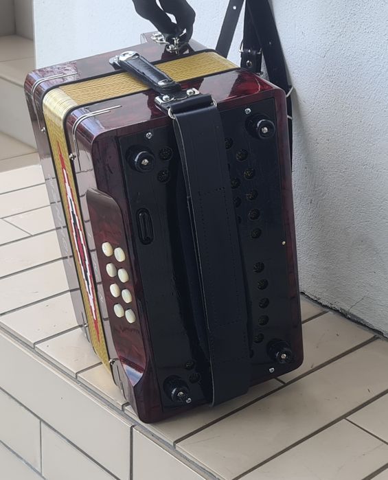 Concertina hohner 3 vos direta