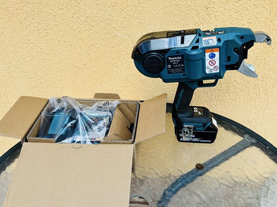 Makita DTR 181 - wiązarka do drutu zbrojeniowego
