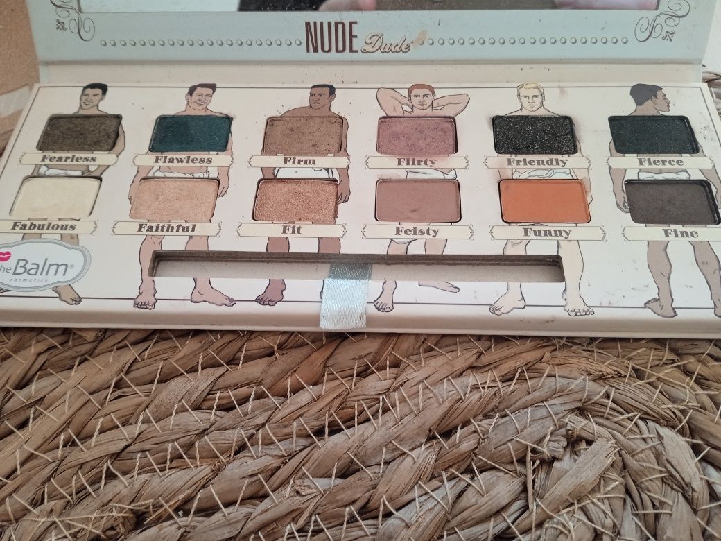 Paleta cieni The Balm Nude Dude