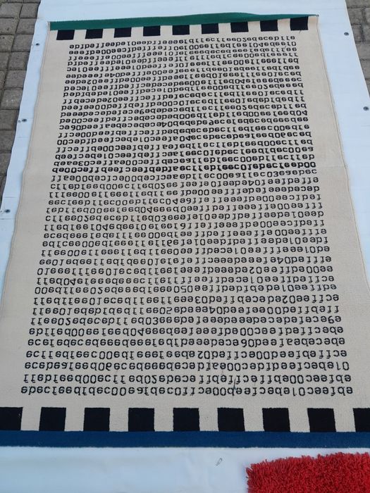 Dywan w literki 135x195cm
