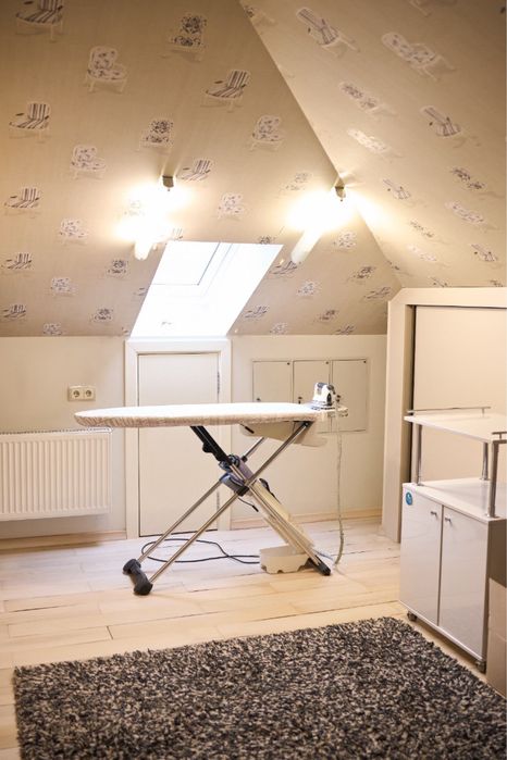 Продам дом на правом берегу реки Днепр пос.Ямбург с.Днепровое