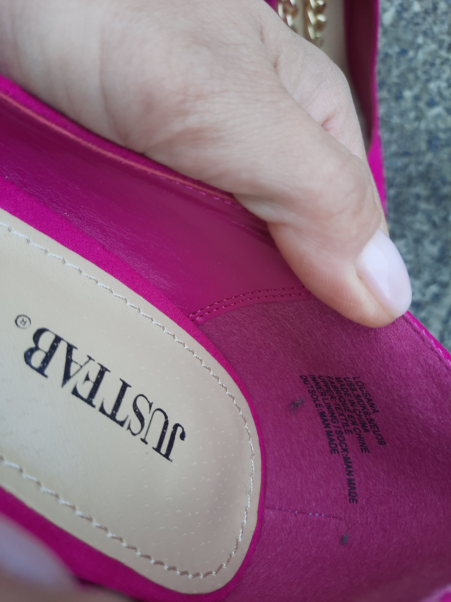Яркие туфли лодочки Justfab на каблуке с цепочкой  р39