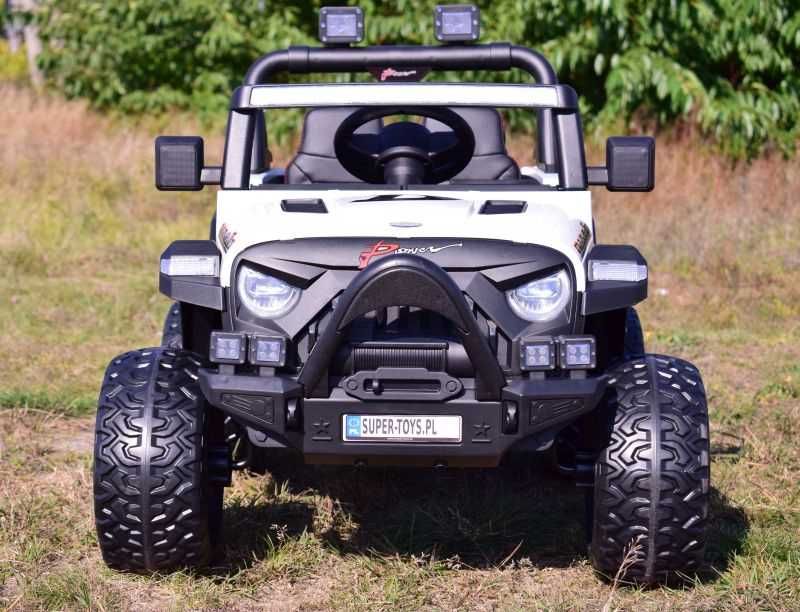 Auto samochód na akumulator JEEP TARGET DŻIP samochodzik jeździk autko