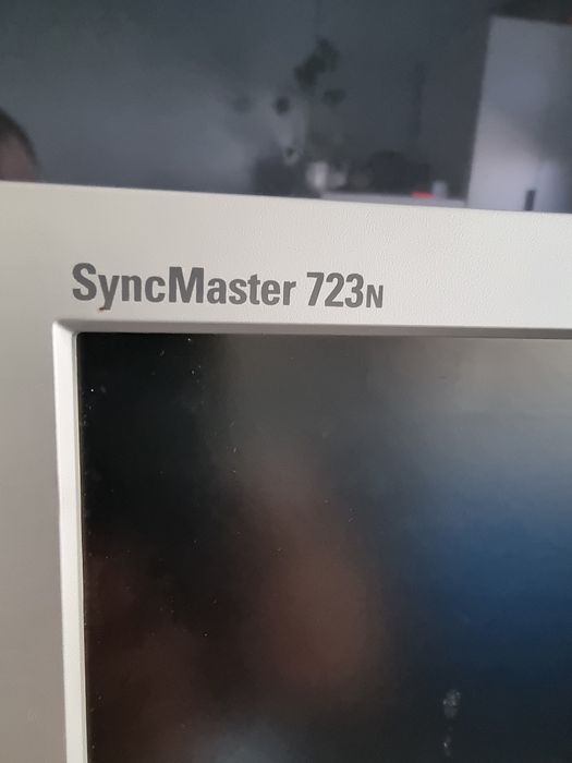 Monitor samsung sync master 723N