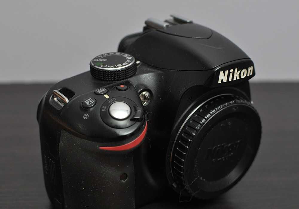 Nikon D3200 / Nikon Nikkor AF-S 18-50 f3.5-5.6 - Новий