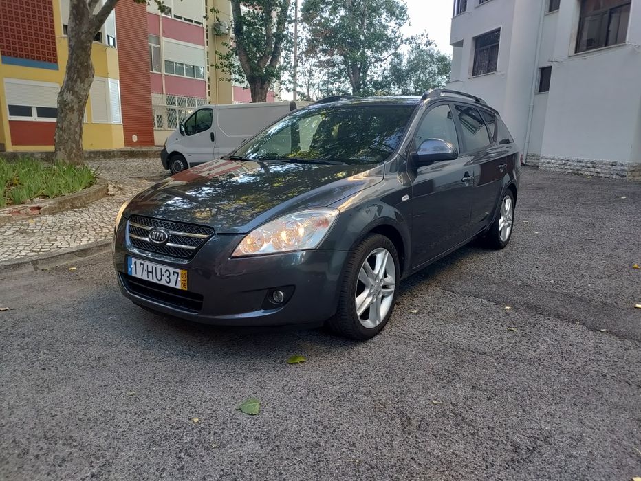 Kia Ceed SW 1.6 CRDi 115cv (2009) – Nacional