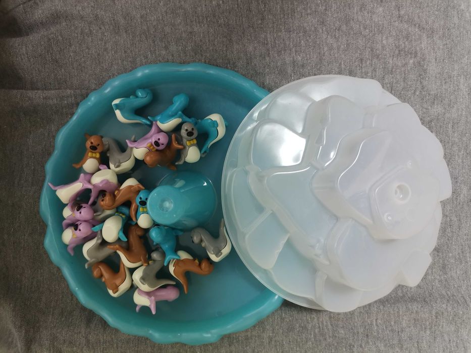 Brinquedo - Focas no iceberge