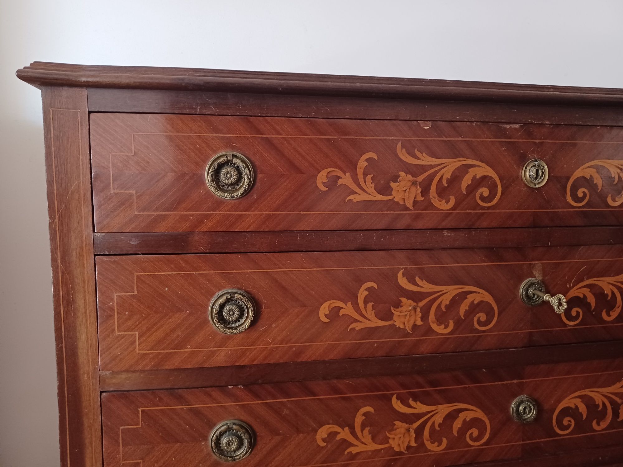 Cómoda estilo Dona Maria