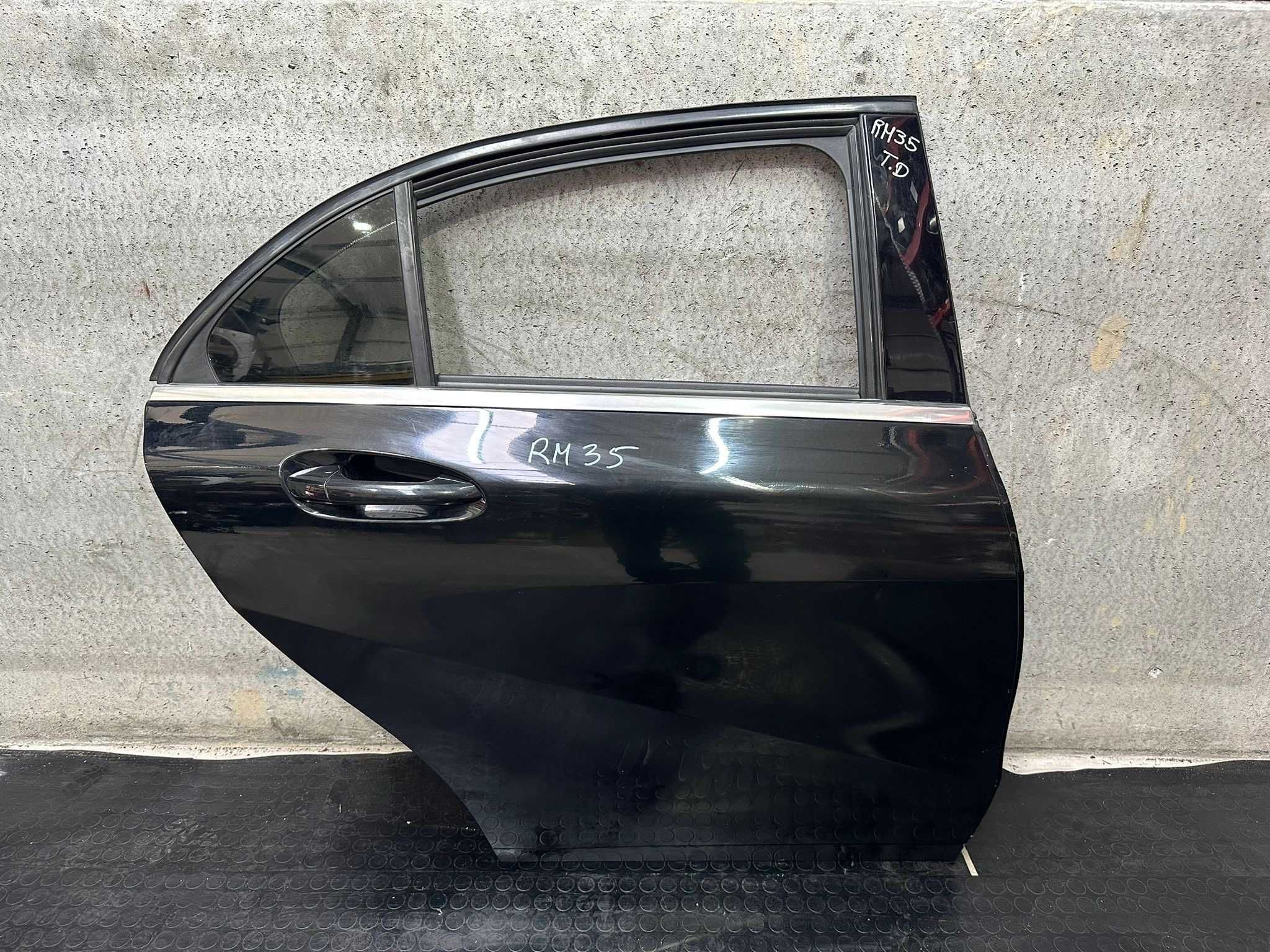Porta traseira direita Mercedes Classe A (2015)
