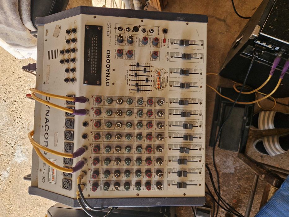 Conjunto de Modulador, Mixer, Acordeão elétrico e Colunas