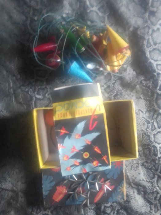 Ёлочная старая герлянда Космос новая