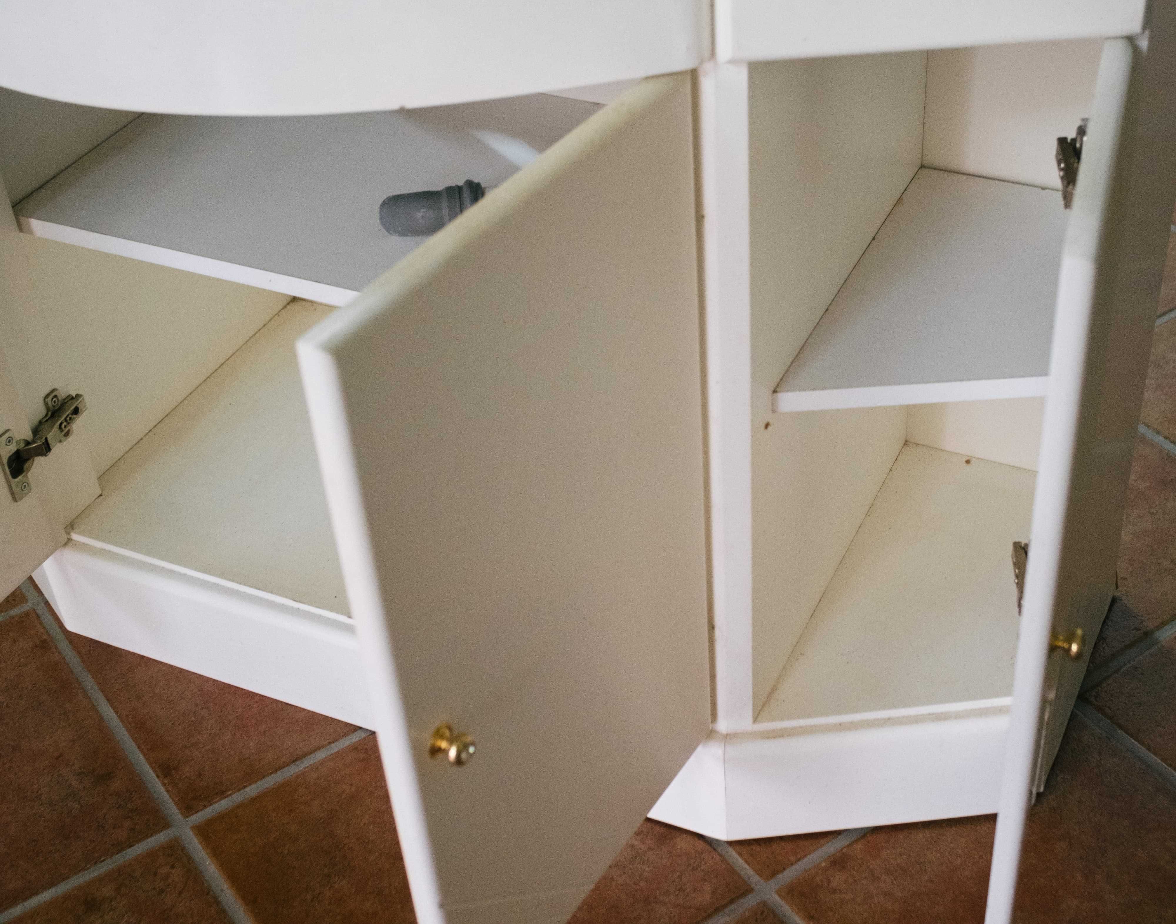 Móvel de WC com conjunto de 2 toalheiros e suporte de papel higiénico