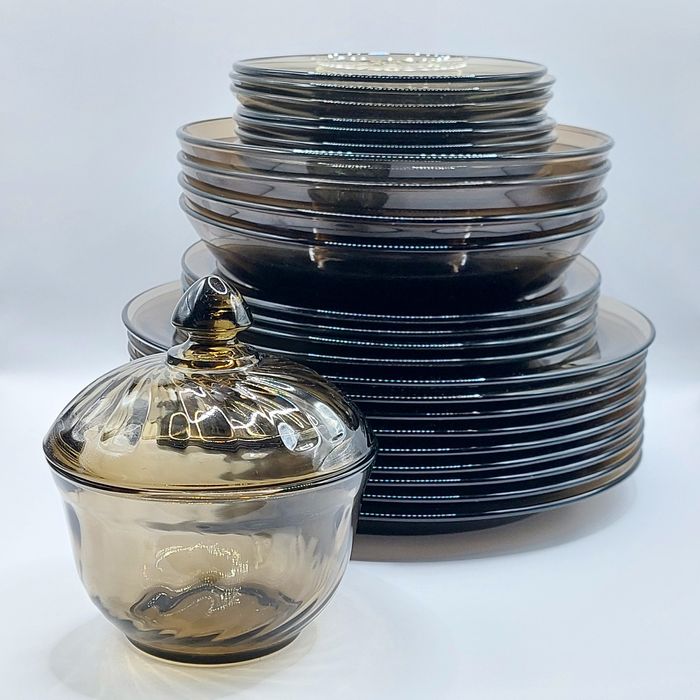 Zestaw talerzy +cukiernica Duralex France