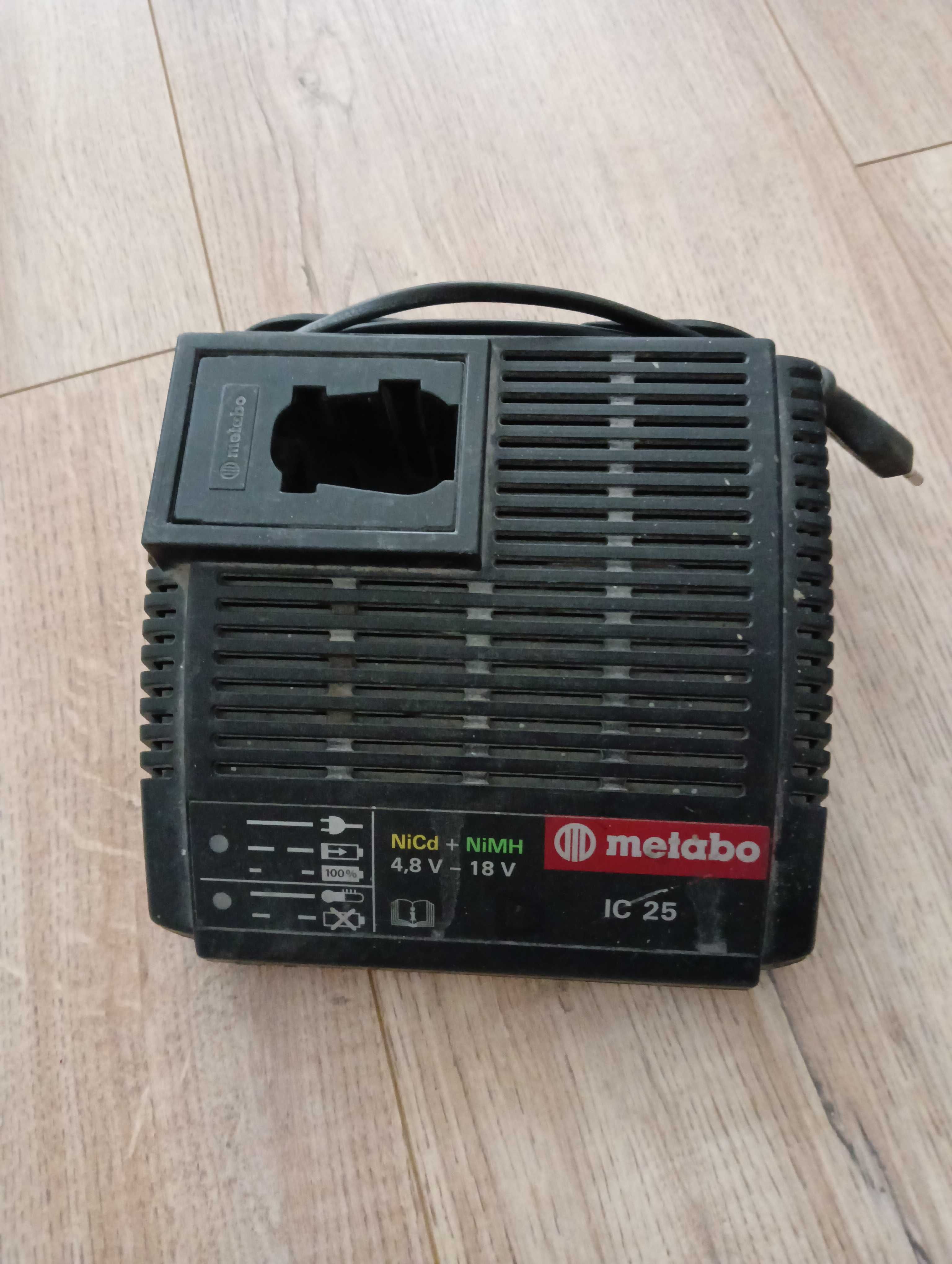 Wiertarko-wkrętarka  Metabo BST 18 Plus 18V oraz ładowarka i 2 baterie