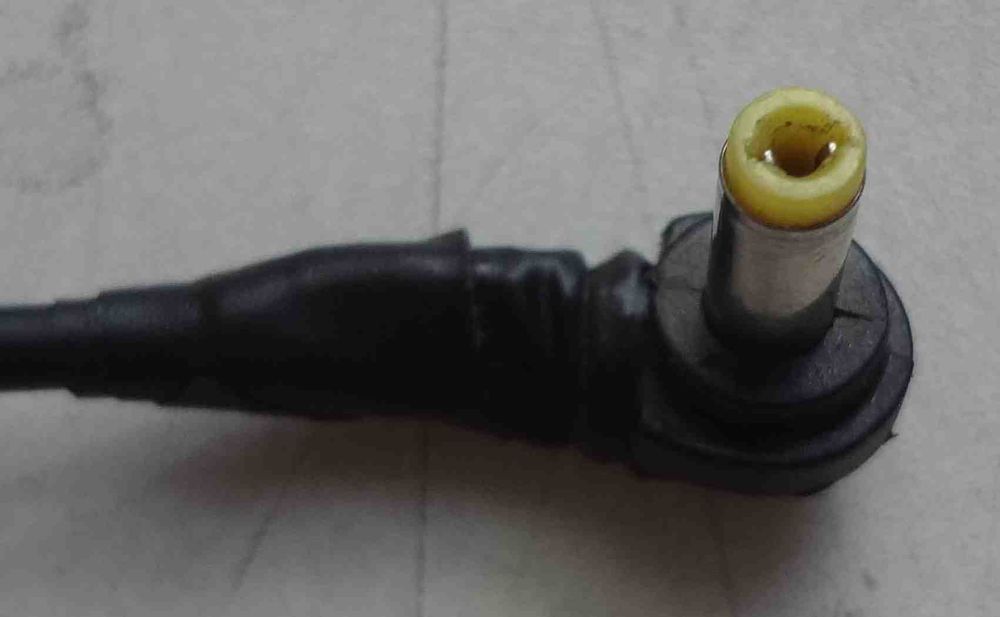 Зарядное устройство для техники Chicony 19V 2.1A AD-4019S блок 4.8мм