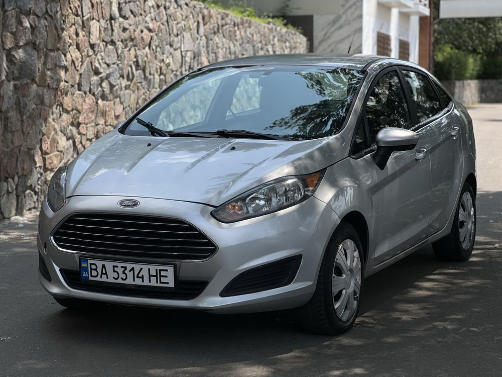 Ford Fiesta автомат 1.6 газ/бензин