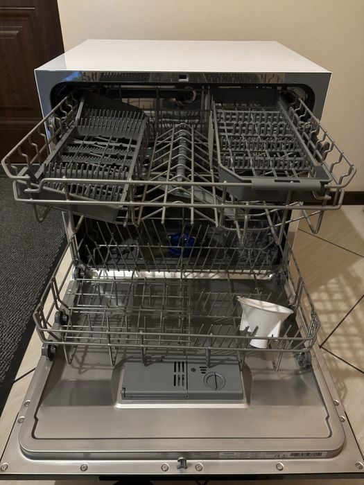 Zmywarka do naczyń wolnostojąca Toshiba