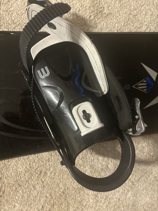 Deska snowboardowa 158