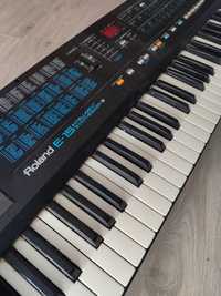 Keyboard Roland e15