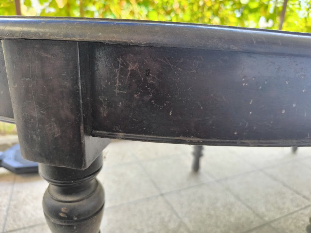 Mesa antiga extensível