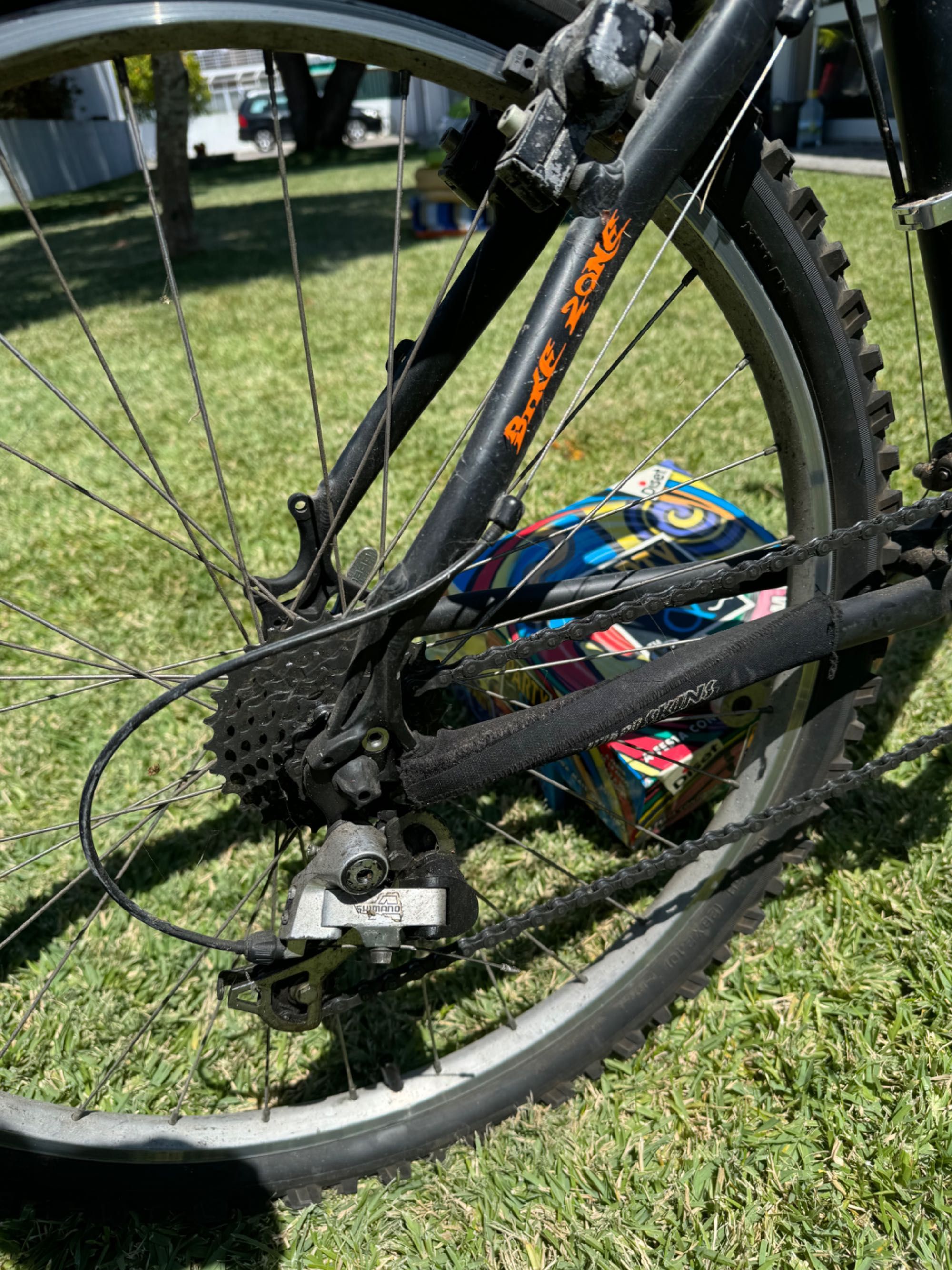 Bicicleta BTT preta