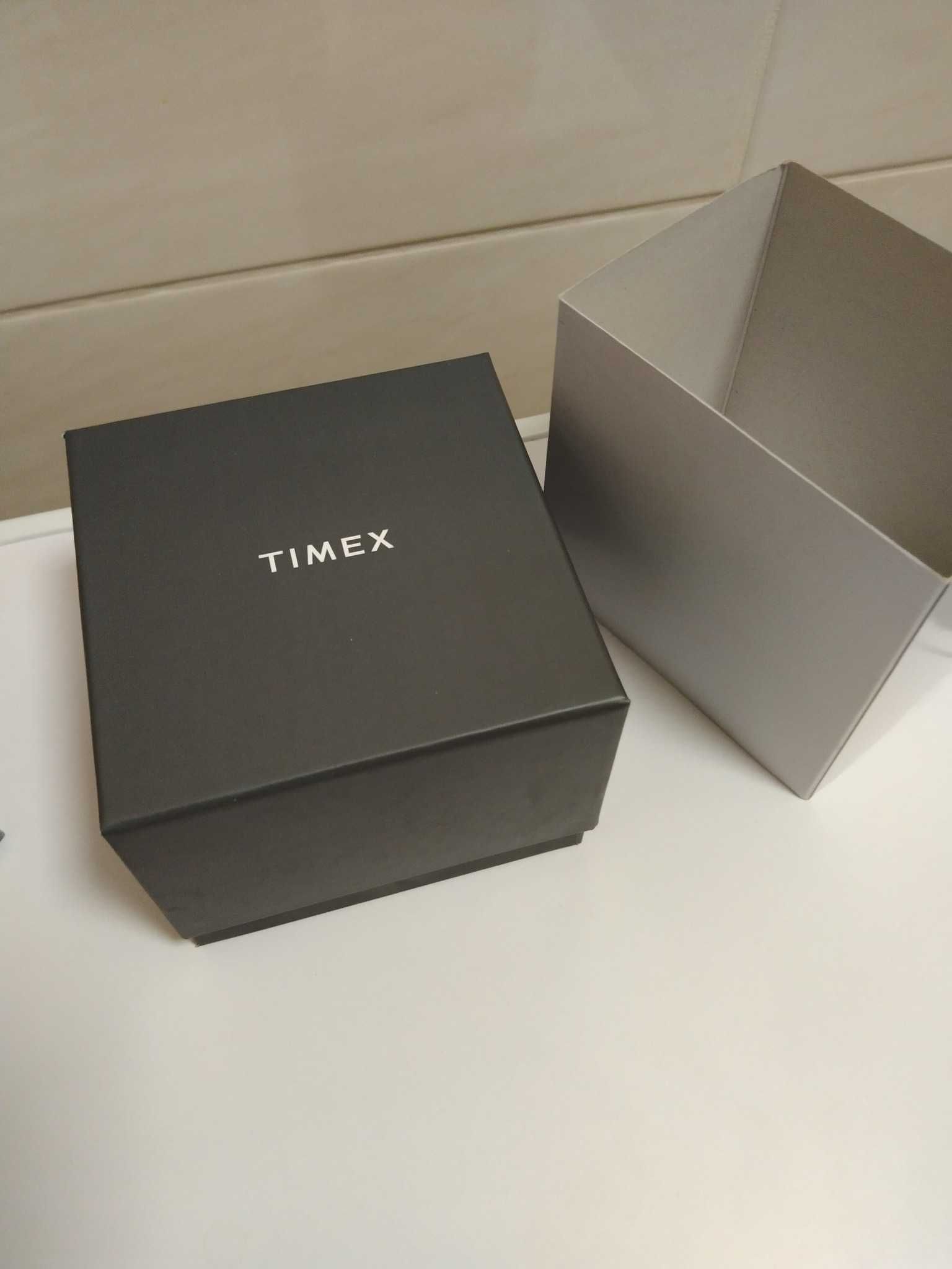 Nowy zegarek damski Timex Waterbury w atrakcyjnej cenie