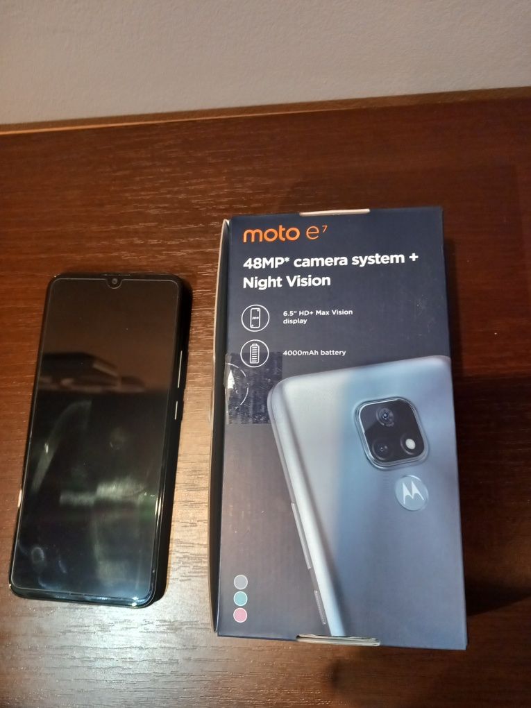 Nowa Motorola Moto E7