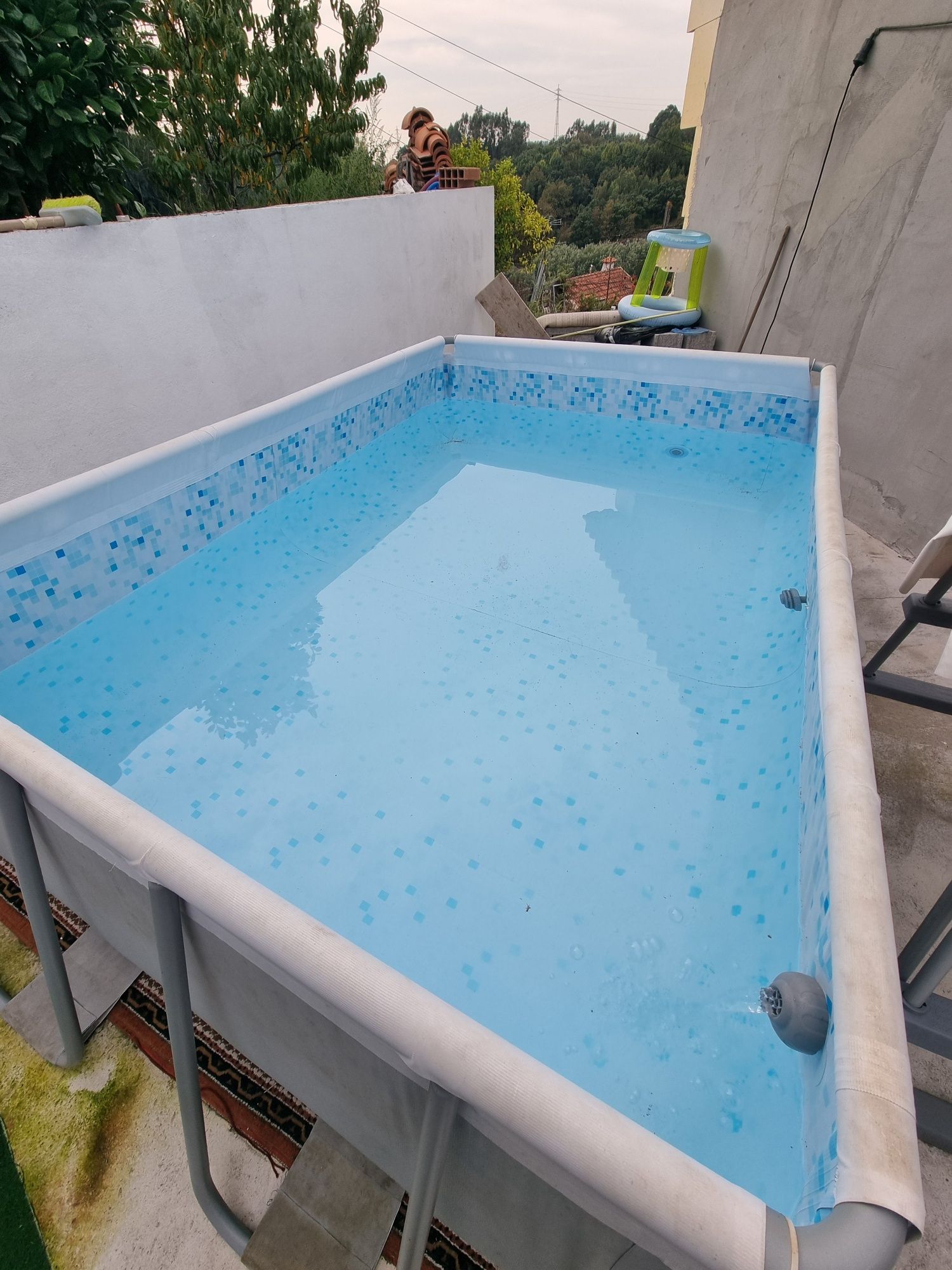 Piscina com cobertura