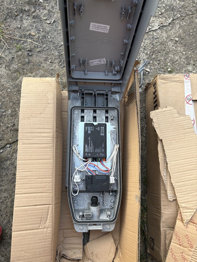 Lampa uliczna oswietlenie