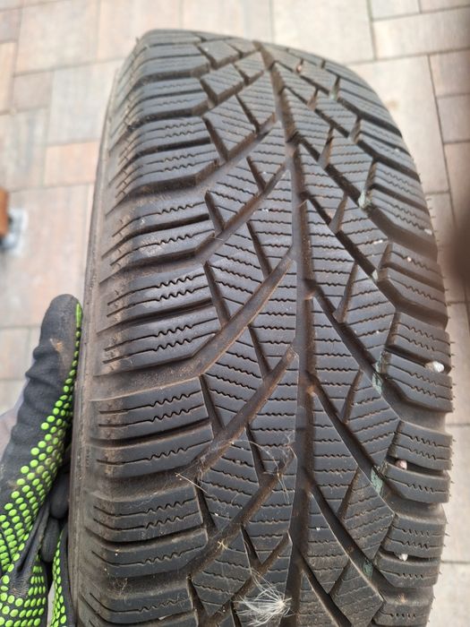 Opony zimowe  w bardzo dobrym stanie