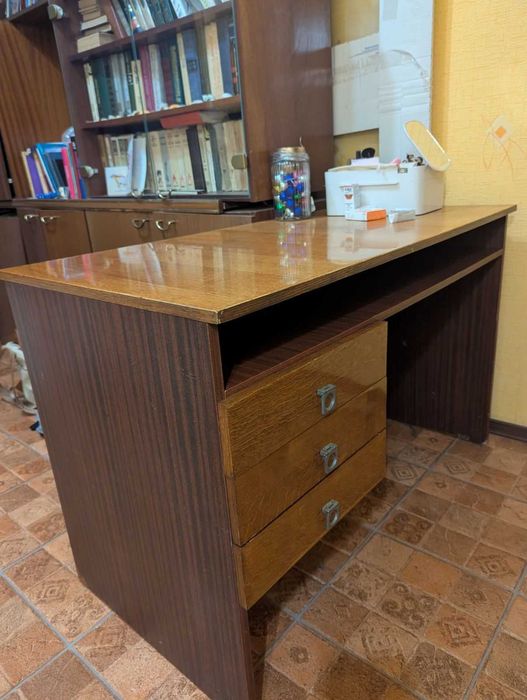 Письмовий стіл, б/в