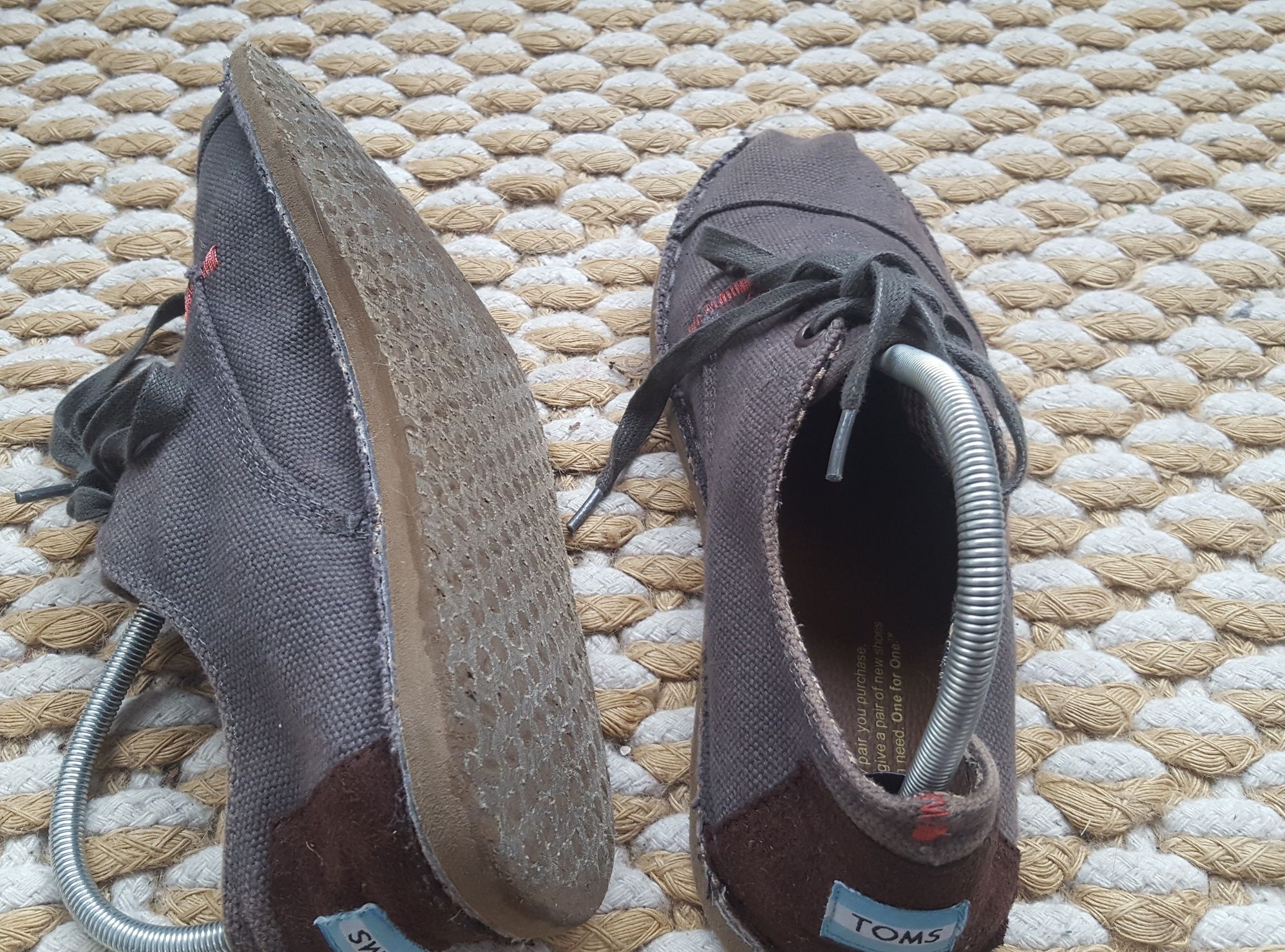 Toms w rozmiarze 42