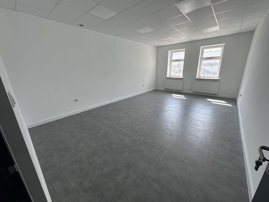 Lokal Biuro Chorzów Rynek centrum przesiadkowe