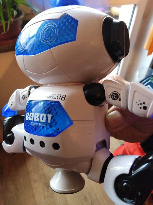 Poruszający Robot Rewelacja
