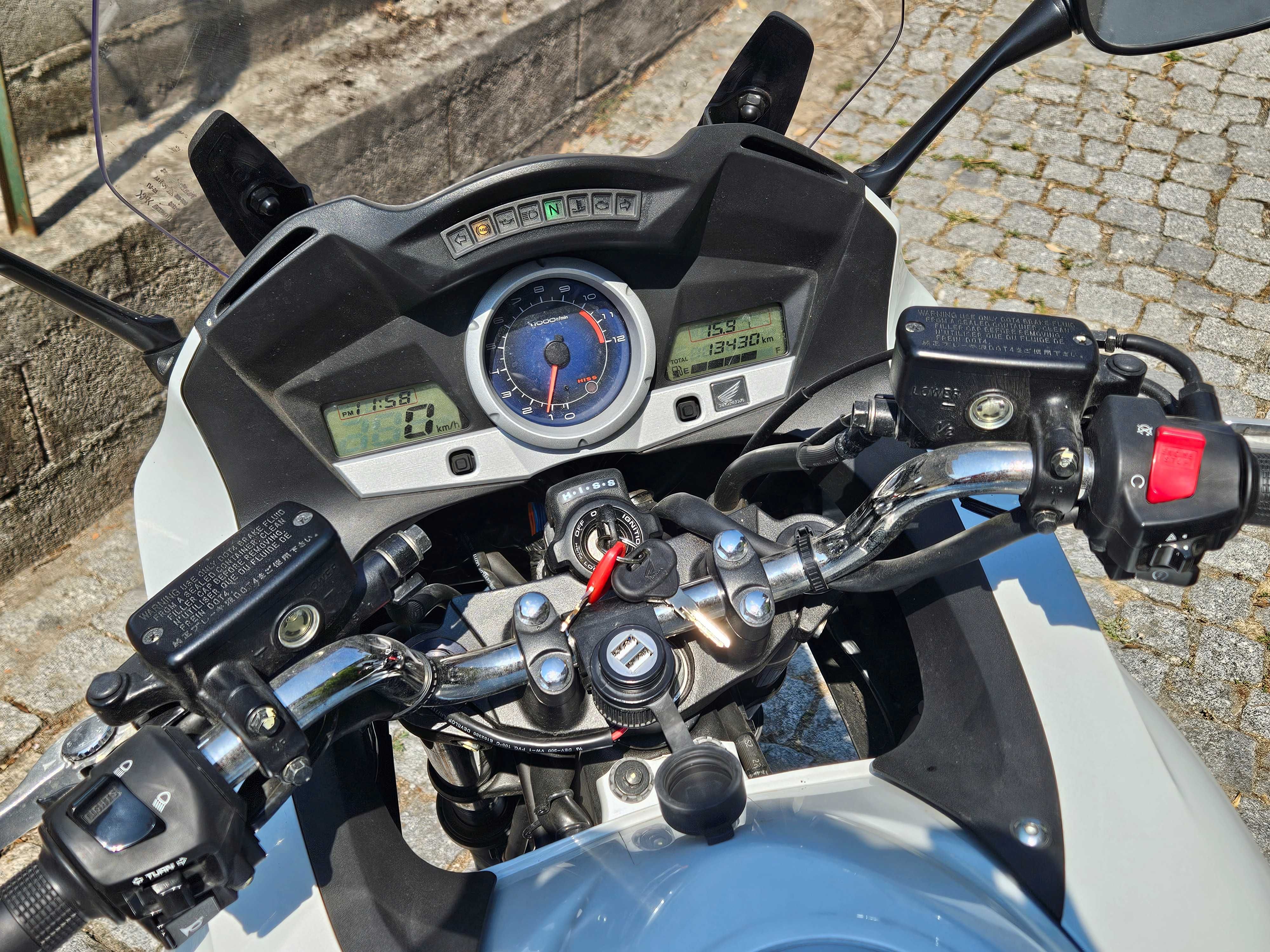vendo HONDA CBF1000FA