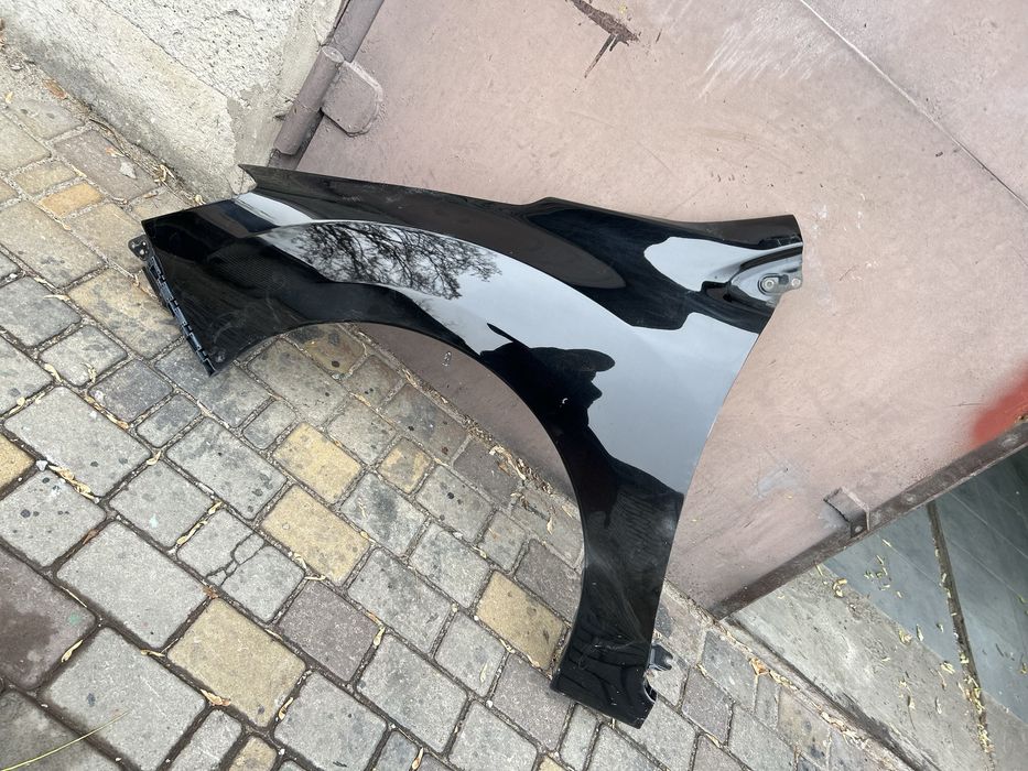 Крыло левое Subaru Impreza 11-16 (Тайвань) б\у