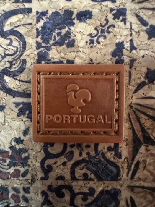 Capa Passaporte em Cortiça - Pintura mosaico em flores