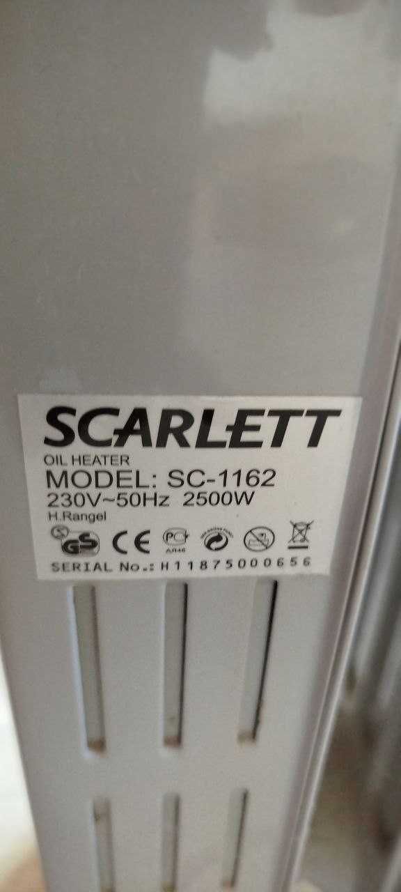 Обогреватель масляный Scarlett SC-1162