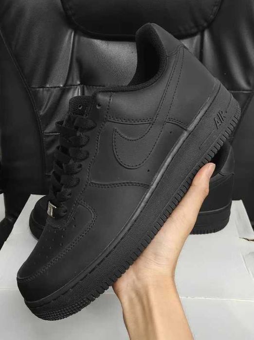 Buty Trampk Nike Air Force 1 Low '07 Black R.42