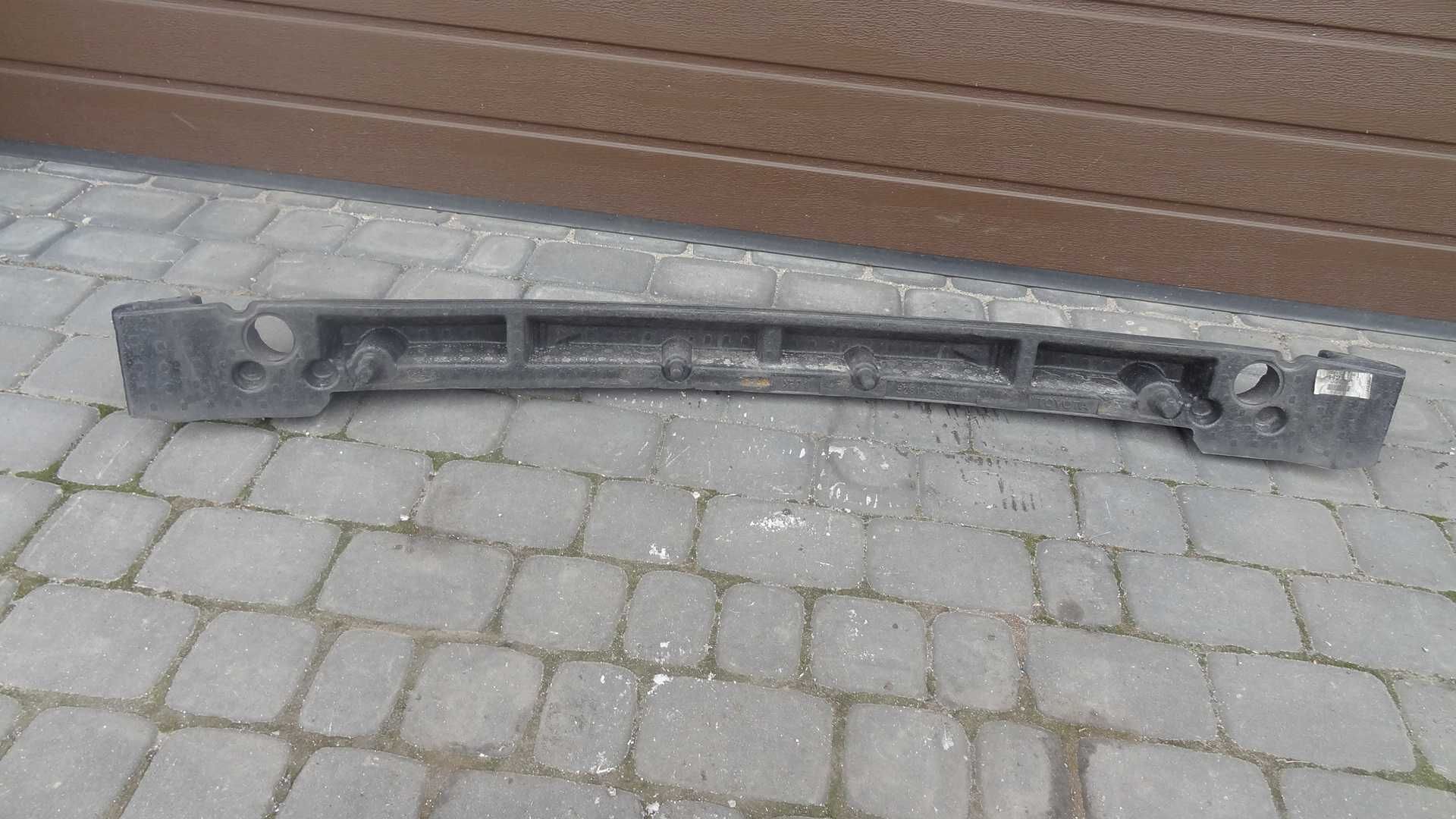Toyota camry VIII 17-  absorber zderzaka przód