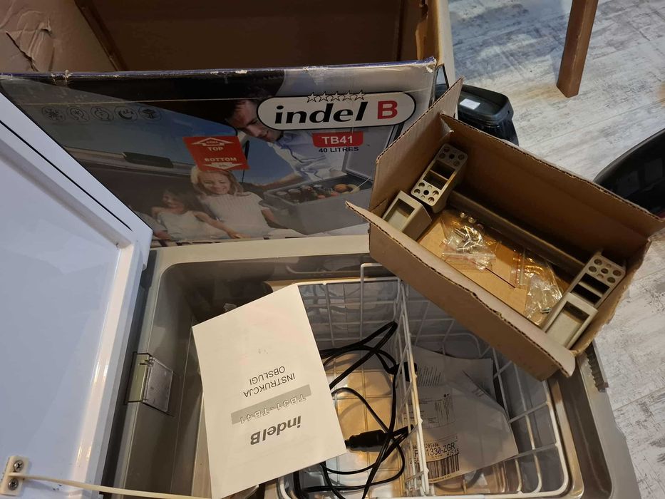 Lodowka turystyczna kompresorowa 12v Indel b tb41