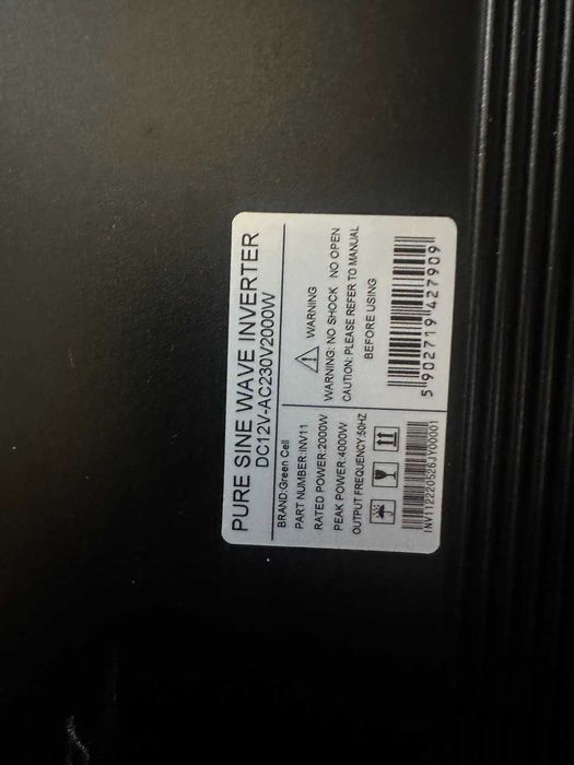 Продам инвертор Green Cell INV11 12v на 220v 2000w/4000w чистый синус