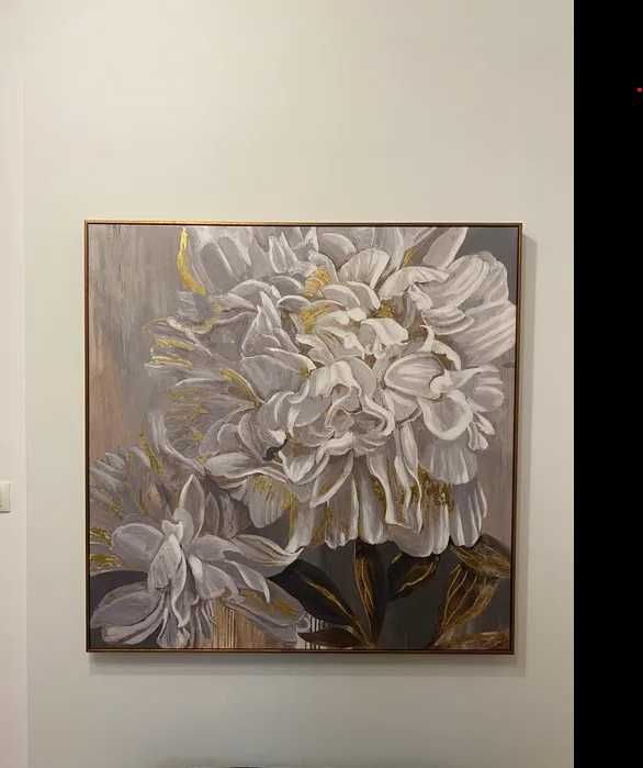 Tela com desenho de flor e com moldura dourada
